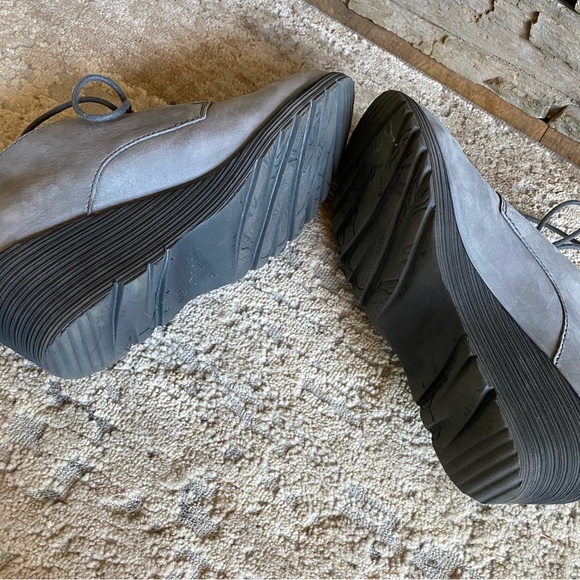 Dansko Cadee Lace Up Ankle Booties Wedge Heel Nubuck Suede Leather Blue Gray: 38 - Picture 7 of 11